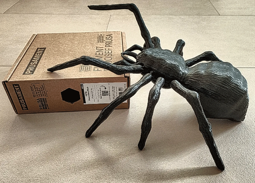 Giant Vase Spider by Maker81